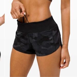 Lululemon Athletica Camo Speed Up Shorts Size 4